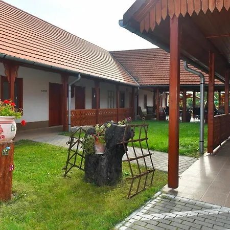 Alloggio per agriturismo Nyakigláb