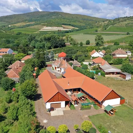 Nyakigláb Alloggio per agriturismo *
